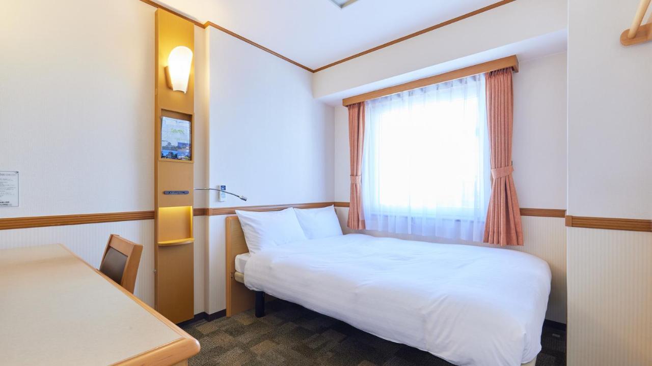 Toyoko Inn Tokyo Monzen-Nakacho Eitaibashi Exteriör bild