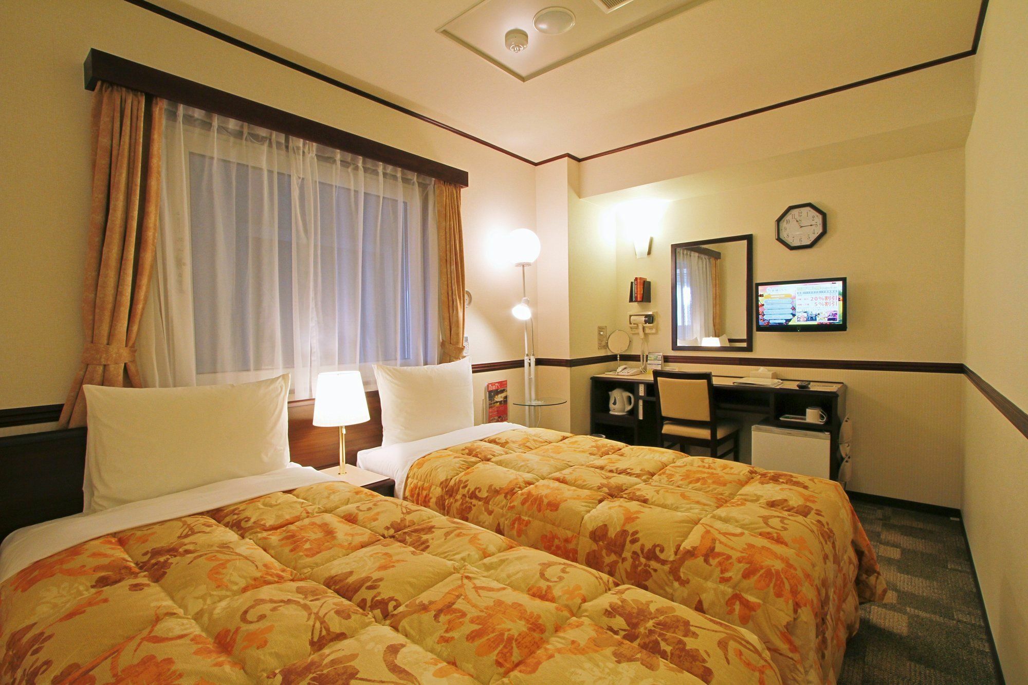 Toyoko Inn Tokyo Monzen-Nakacho Eitaibashi Exteriör bild